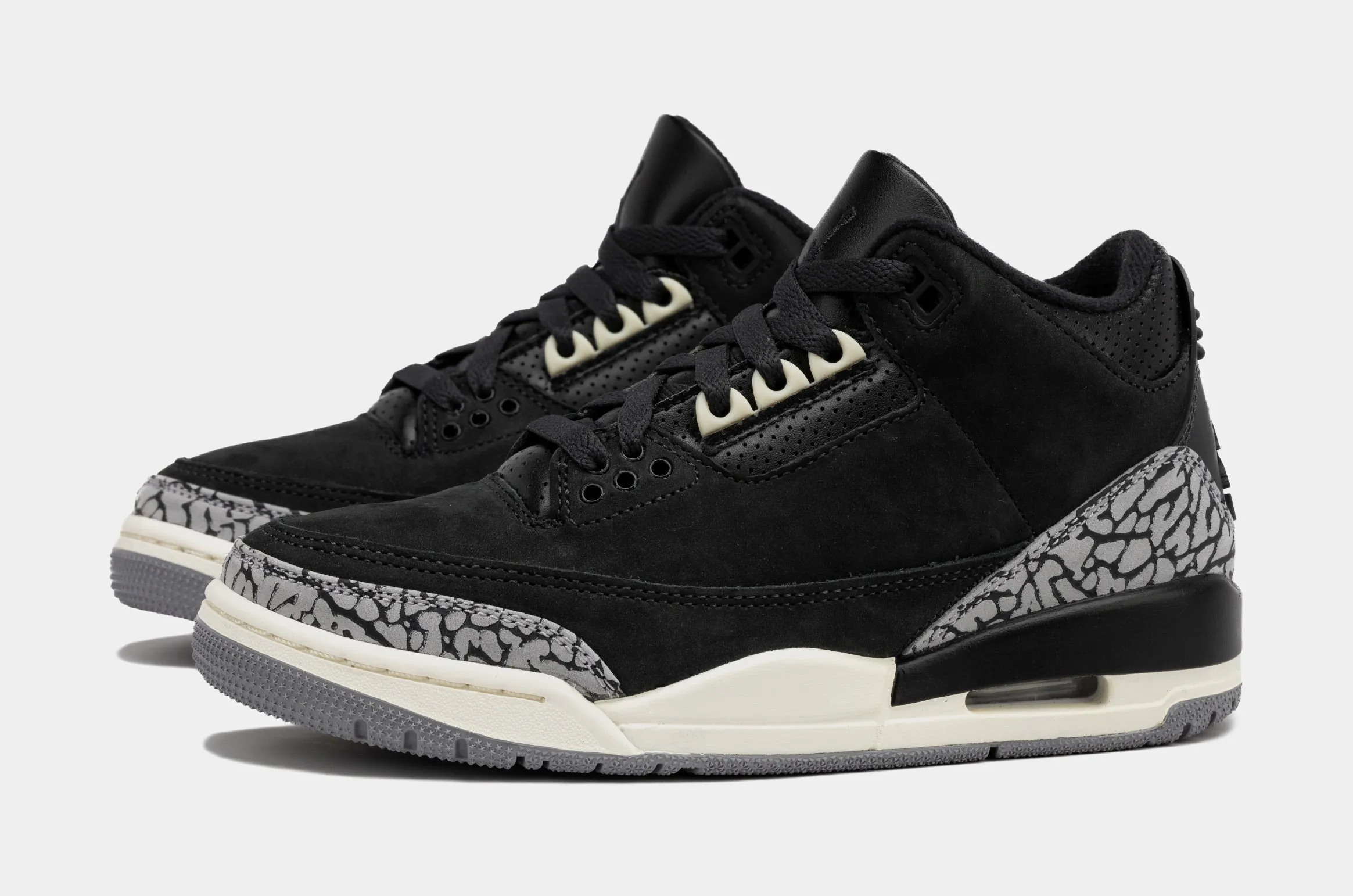 Air Jordan 3 Retro Off Noir Womens Lifestyle Shoes (Black/Grey)