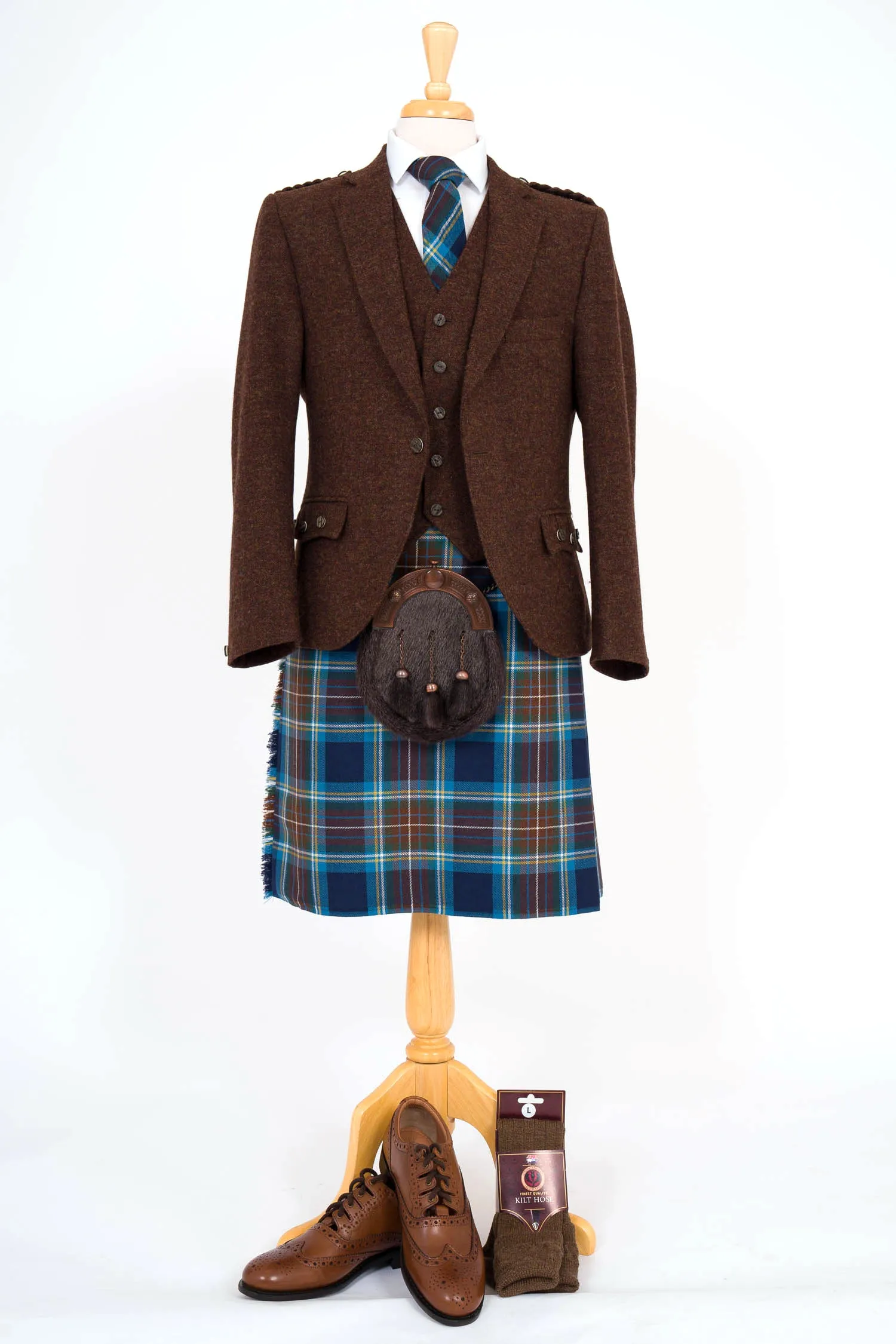 Brown tweed crail outfit