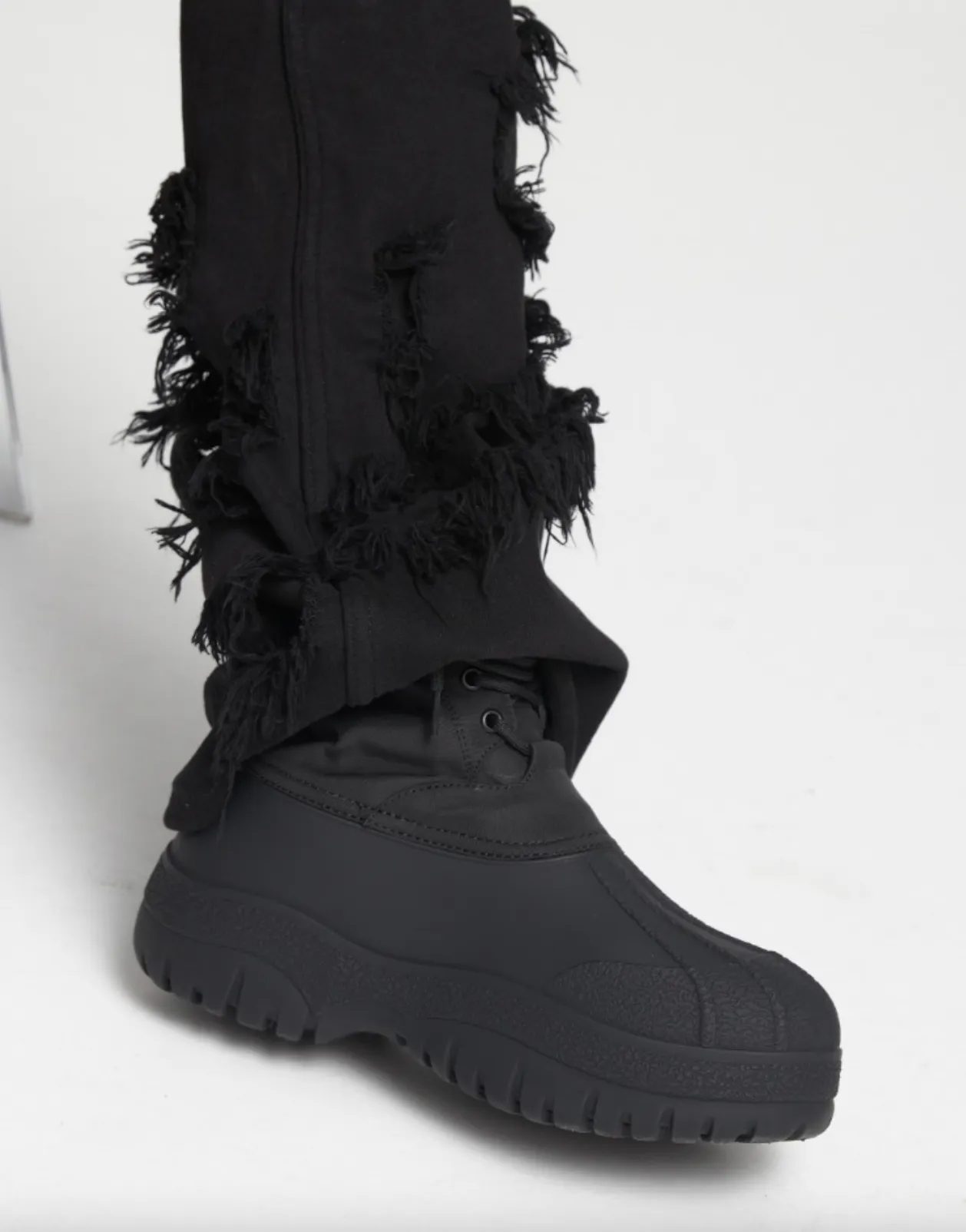 ROUND-TOE EDISON WINTER CITY DUCK BOOTS - BLACK