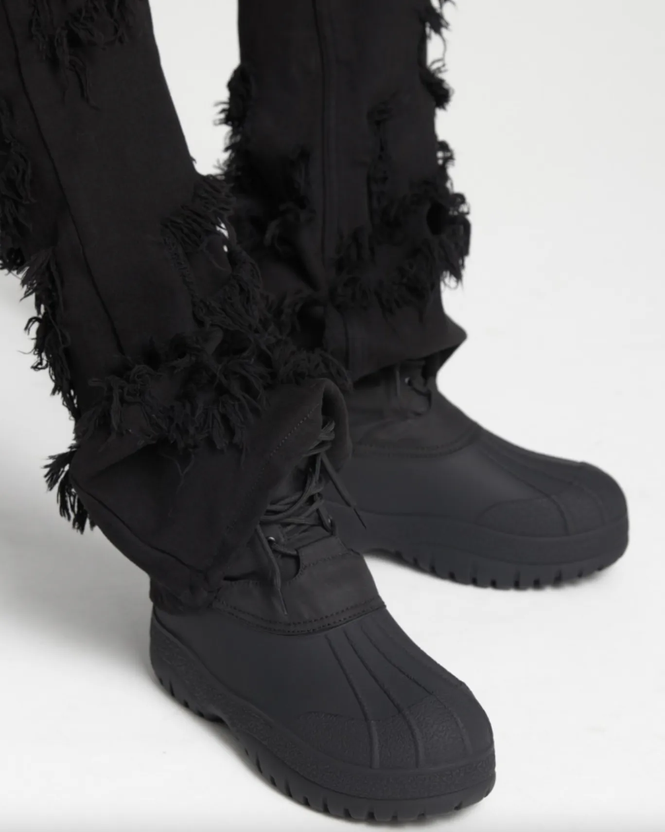 ROUND-TOE EDISON WINTER CITY DUCK BOOTS - BLACK